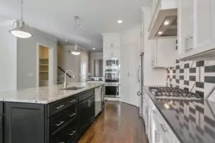 1117 Cordia Ave, Atlanta, GA 30318 - Photo 10