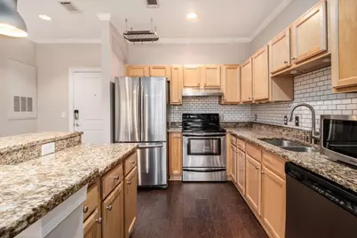 2230 Cheshire Bridge Road NE #401, Atlanta, GA 30324 - Photo 2