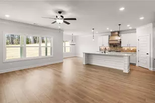 1038 Red Oak Ln, Loganville, GA 30052 - Photo 6