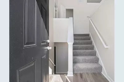 488 Barclay Court, Stone Mountain, GA 30083 - Photo 4