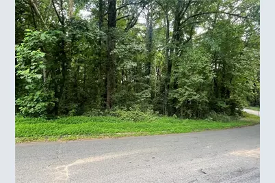 5743 Tunbridge Wells Road, Lithonia, GA 30058 - Photo 2