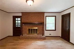 420 Creekview Ct, Marietta, GA 30064 - Photo 6