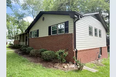 420 Creekview Court, Marietta, GA 30064 - Photo 2