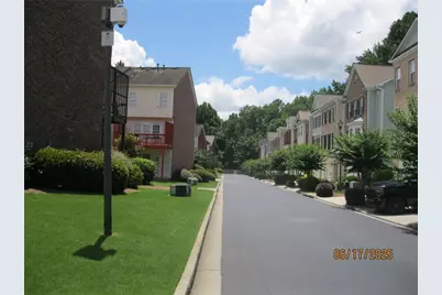 2975 Wintercrest Trace, Dunwoody, GA 30360 - Photo 2