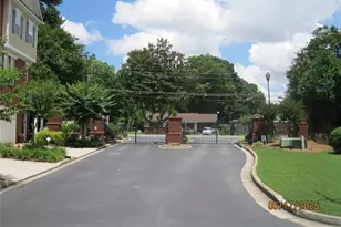 2975 Wintercrest Trace, Dunwoody, GA 30360 - Photo 4