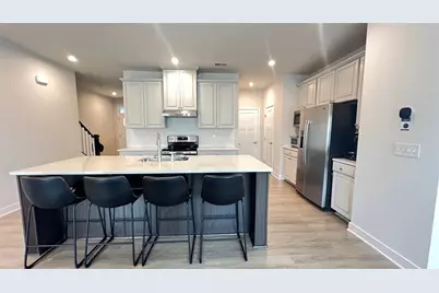 136 Salt Lake Lane, Hoschton, GA 30548 - Photo 4