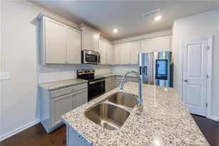 3375 Highbury Way, Lithonia, GA 30038 - Photo 6