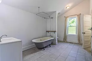 242 Hydrolia St, Macon, GA 31217 - Photo 6