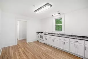 1852 Burwell Rd, Carrollton, GA 30117 - Photo 10