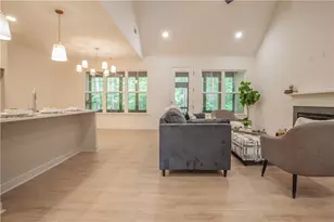 334 Maple View Dr, Carrollton, GA 30117 - Photo 4