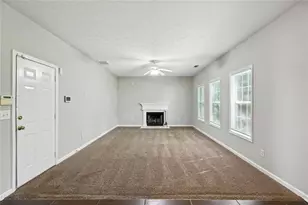 5487 Walnut Ln, Stonecrest, GA 30038 - Photo 14