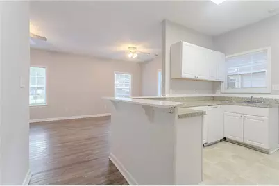 132 Brownlee Road SW, Atlanta, GA 30331 - Photo 6