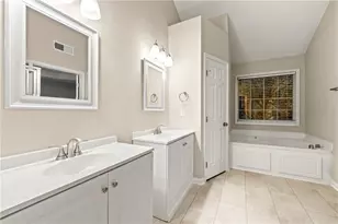 2004 Township Dr, Woodstock, GA 30189 - Photo 12