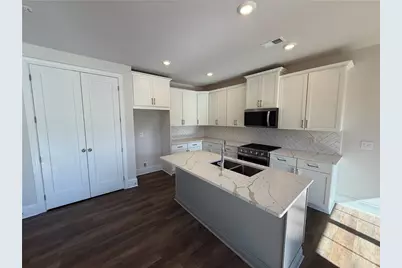 943 Crestmanor Drive, Marietta, GA 30008 - Photo 6