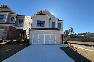 943 Crestmanor Dr, Marietta, GA 30008 - Photo 2