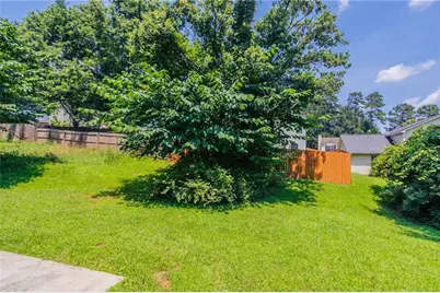 711 Ashley Lane, Stone Mountain, GA 30087 - Photo 38