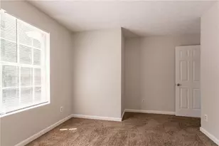 711 Ashley Ln, Stone Mountain, GA 30087 - Photo 24