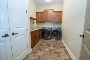 551 Arbor Springs Pkwy, Newnan, GA 30265 - Photo 30