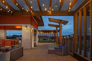 185 Cliftwood Dr NE, Sandy Springs, GA 30328 - Photo 14