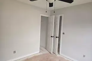 1090 Chapel Hill Dr SE, Lawrenceville, GA 30045 - Photo 22