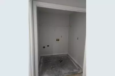 1090 Chapel Hill Drive SE, Lawrenceville, GA 30045 - Photo 18
