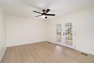 2328 Carnes Rd, Jonesboro, GA 30236 - Photo 12