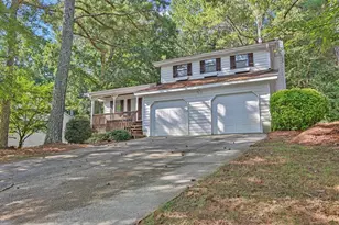 2857 Mountbery Dr, Snellville, GA 30039 - Photo 2