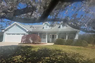 3825 Green Ave, Loganville, GA 30052 - Photo 4