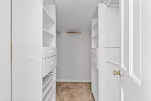 2197 Spring Walk Ct, Atlanta, GA 30341 - Photo 14