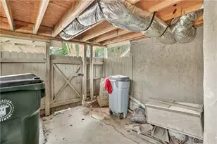 2197 Spring Walk Ct, Atlanta, GA 30341 - Photo 32