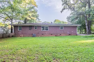 310 Samaritan Dr, Cumming, GA 30040 - Photo 20