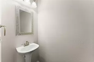 2355 Marbleridge Dr, Gainesville, GA 30501 - Photo 4