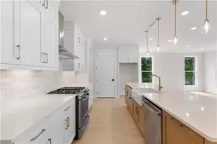 510 Winston Croft Cir, Johns Creek, GA 30022 - Photo 10