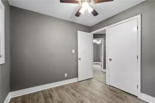 2436 Clarissa Dr NW, Atlanta, GA 30318 - Photo 14