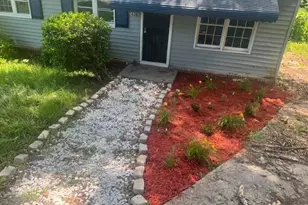 2436 Clarissa Dr NW, Atlanta, GA 30318 - Photo 4