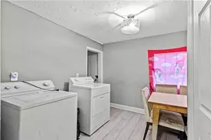 1324 Almont Dr SW, Atlanta, GA 30310 - Photo 12