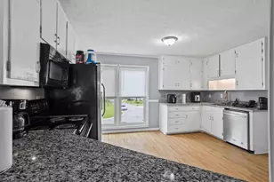 2711 Bluffton Rd, Buford, GA 30519 - Photo 14