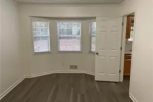 137 Solomon Dr, Ellenwood, GA 30294 - Photo 6