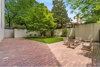 2575 Peachtree Road NE #7F, Atlanta, GA 30305 - Photo 52