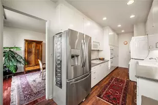 2575 Peachtree Rd NE, Atlanta, GA 30305 - Photo 22