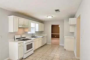 2167 Pixie Rose Ln, Loganville, GA 30052 - Photo 12