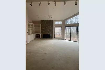 352 N Peak Drive, Alpharetta, GA 30022 - Photo 2