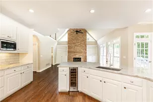 9360 Nesbit Lakes Dr, Alpharetta, GA 30022 - Photo 22