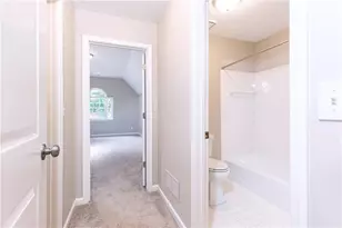 9360 Nesbit Lakes Dr, Alpharetta, GA 30022 - Photo 46