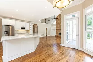 9360 Nesbit Lakes Dr, Alpharetta, GA 30022 - Photo 20