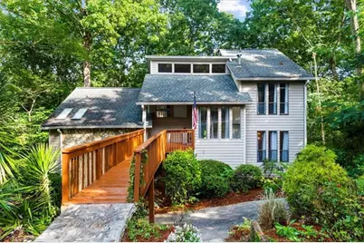 634 Green Valley Drive, Smyrna, GA 30082 - Photo 2