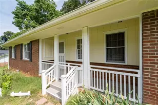 999 Chestnut Oak Ct, Lawrenceville, GA 30046 - Photo 2