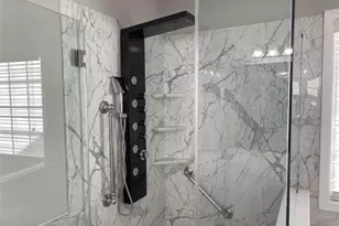 1295 Leisure Lake Dr, Lawrenceville, GA 30044 - Photo 38