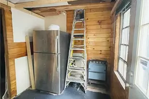 95 Hill Crest Ct, Cleveland, GA 30528 - Photo 4