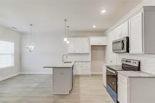 6385 Pine Station Dr, Lula, GA 30554 - Photo 10